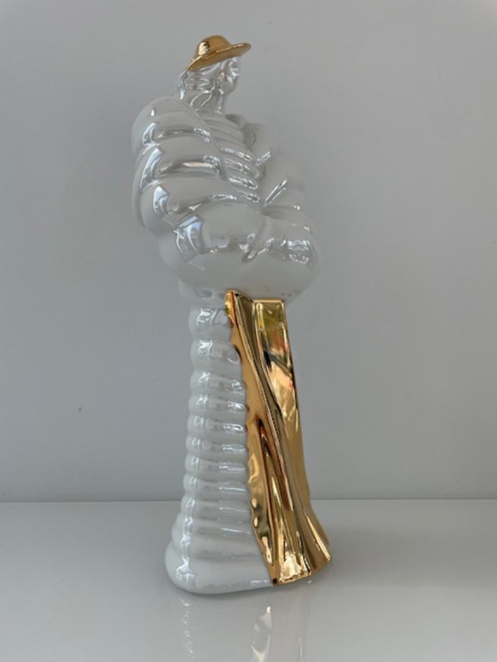 Image 1 of Statua vintage di donna con cappotto di pelliccia - Sanbo Ceramica Valencia (1980)