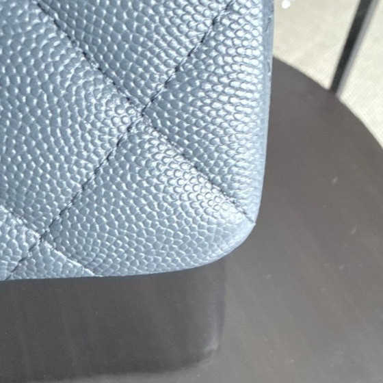 Image 1 of Chanel Classic Flap Small - Caviar 23CM Gewatteerd Donkergrijs Grijs Goudkleurige Hardware Serie 26