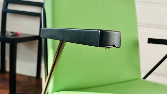 Image 1 of Gispen Rietveld Oase Easy chair. Project needed.