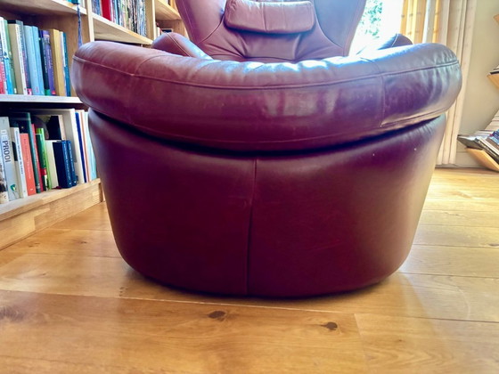 Image 1 of Fauteuil Natuzzi avec pouf