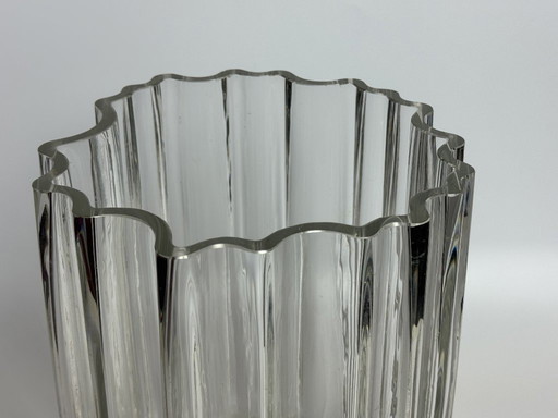 Zeer zeldzame Tapio Wirkkala Cogweel kristallen vaas, 33 cm. Finland jaren zestig.