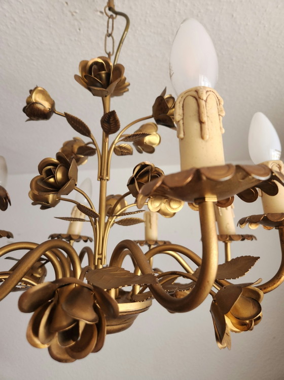 German Hollywood Regency Honsel chandelier, 8-arm, gold-plated, floral, 1970s – Metal (photo 14 of 15)