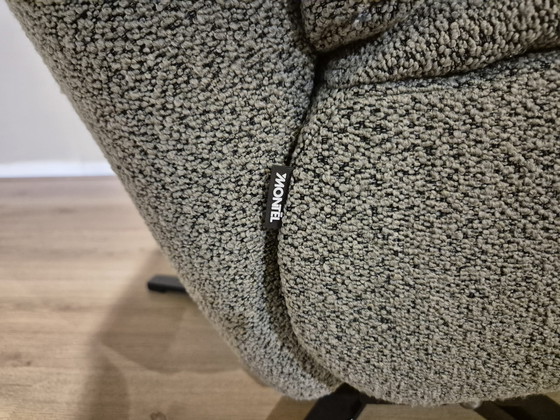 Image 1 of Sillón reclinable inteligente Montel con función de soporte vertical