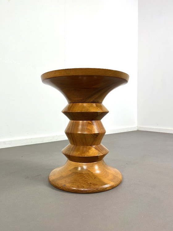Image 1 of Sgabello modello A in noce, prodotto nei primi anni '90 da Ray & Charles Eames per Vitra.