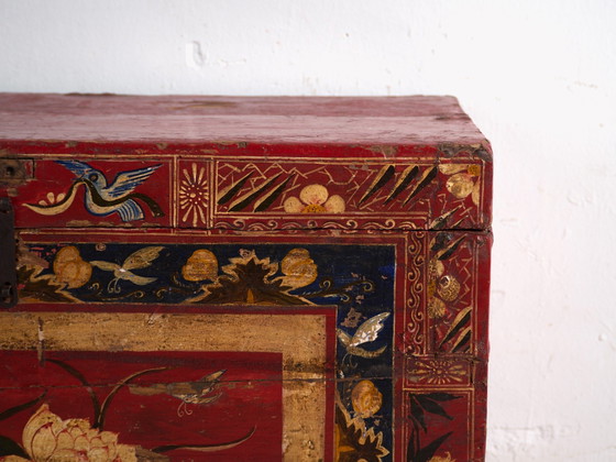 Baule antico dipinto rosso vermiglio in legno di pino – Cina, circa 1900 – Armadi contenitori, Iron (photo 28 of 40)