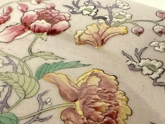 Image 1 of Piatto decorativo in porcellana cinese d'epoca dipinto a mano