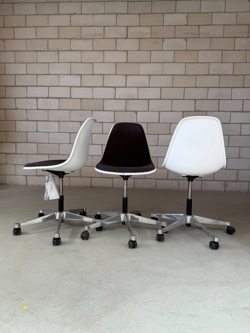 Vitra PSCC chair by Charles & Ray Eames