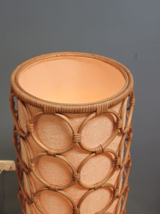 Image 1 of Vintage Vloerlamp Hout, Stof & Rotan Staande Lamp