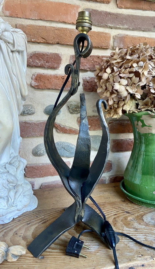 Vintage French Brutalist Wrought Iron Table Lamp, Hand Forged Artisan Lighting, 1950s–1970s
