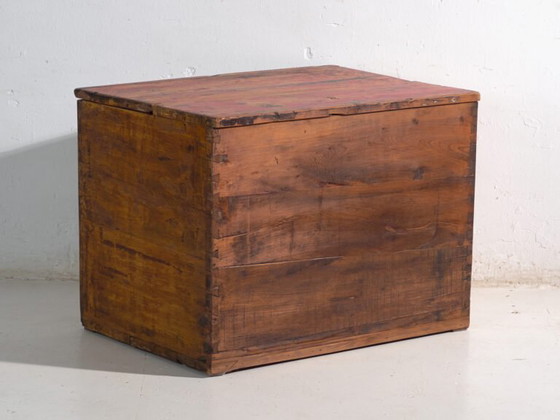 Antique Chinese trunk with original paint – China, circa 1900 – Storage cabinet, Metal (photo 18 of 20)