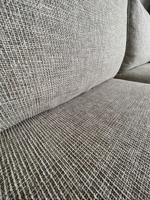 Montis Axel Japandi beige 3,5 posti con pouf appena rivestito