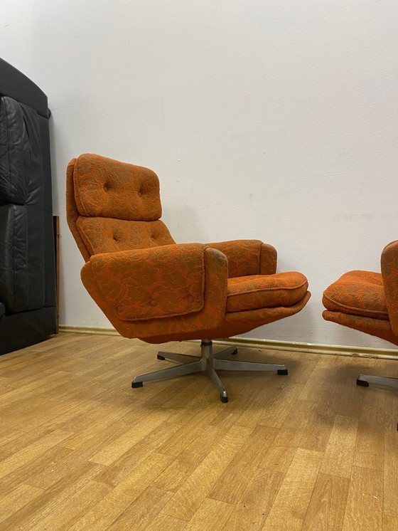 Image 1 of Set van 2 retro draaibare fauteuils, Gerald Neusser, jaren 70, Tsjechoslowakije
