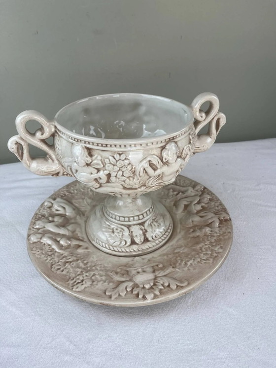 Conjunto Capodimonte – Cuenco sobre pedestal y plato decorativo – Porcelain, Ceramic (photo 14 of 14)