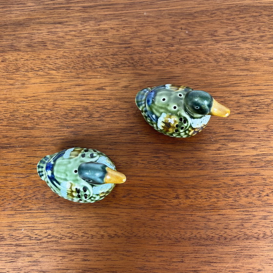 Image 1 of Vintage Keramisch Eend Peper en Zoutstel
