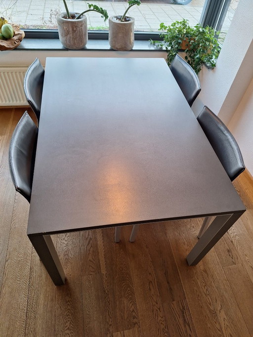 Modern Design Dining Set – Extendable Table with Cobra Leather Chairs – MUST GO!