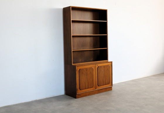 Image 1 of 1x libreria svedese vintage con spazio di archiviazione