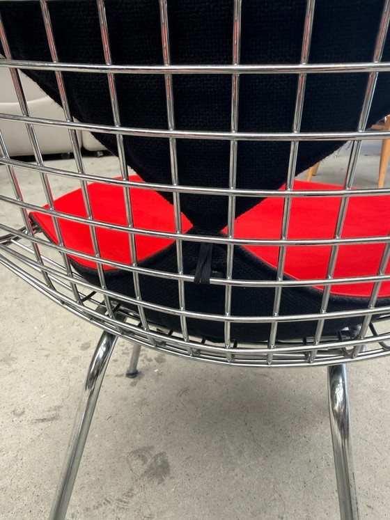 Vitra Wire Chair DKR/Bikini chair, Charles & Ray Eames (stock: 2), Dining chairs, Chrome, Leather, Red (photo 10 of 11)