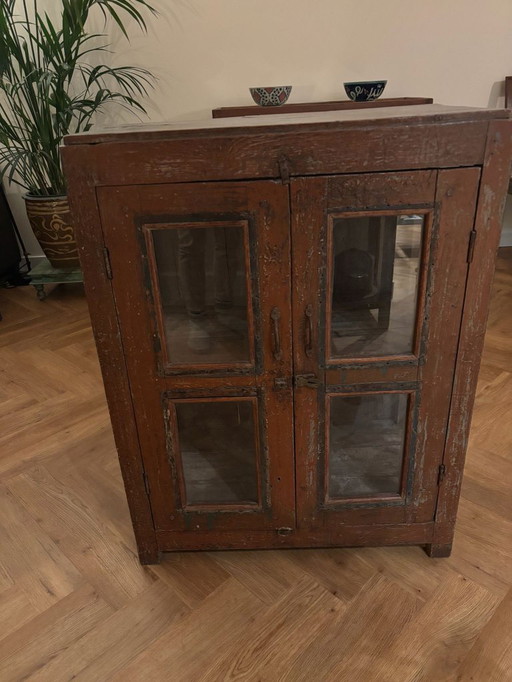 Vetrina vintage in stile indiano