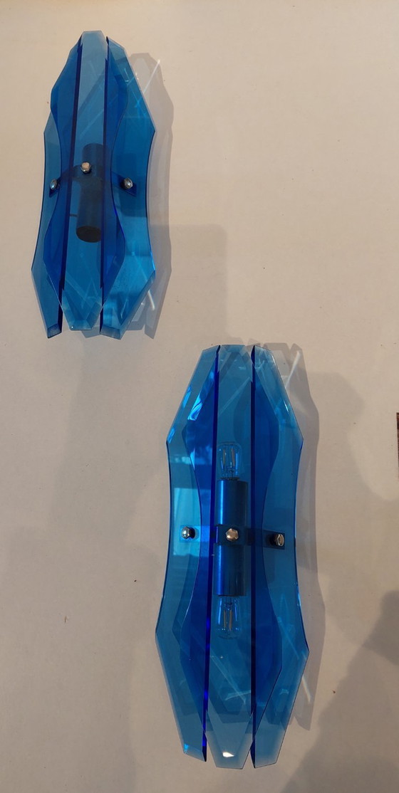 Image 1 of Set van 2 blauwe glazen wandlampen in Italiaanse mid-century stijl van Veca