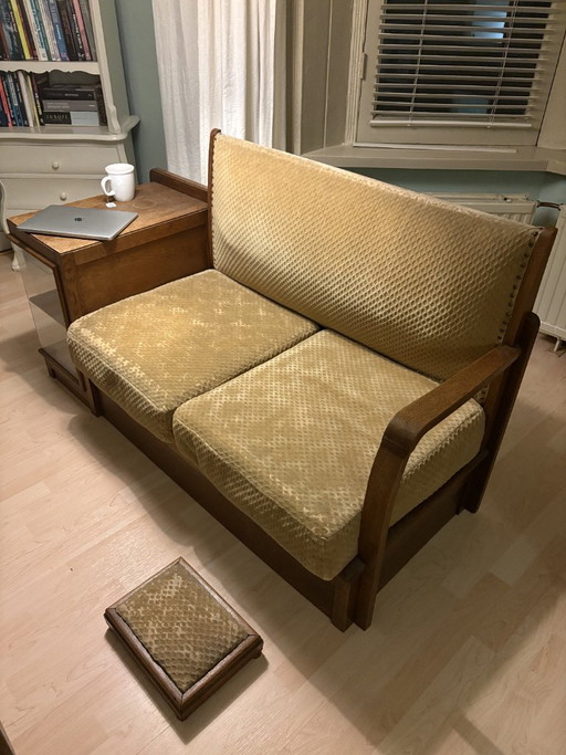 Loveseat con mesa auxiliar integrada y reposapiés, amarillo