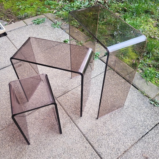 Image 1 of 3 tavolini laterali in plexiglass fumé degli anni '60-'70