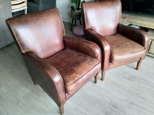 Elegant sheepskin armchairs