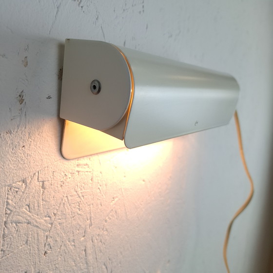 Image 1 of Applique murale vintage en métal blanc crème, design moderne du milieu du siècle