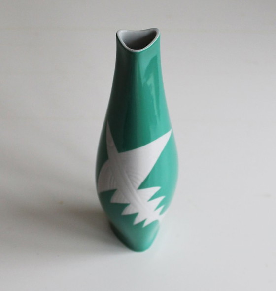 Image 1 of Vase en céramique verte des années 1960, créé par Jaroslav Jezek pour Royal Dux.
