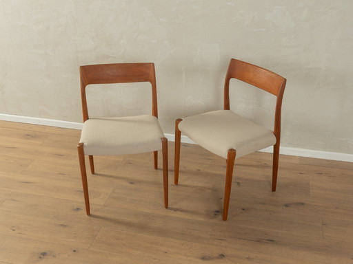 2 chaises de salle à manger modèle 77, Niels O. Møller