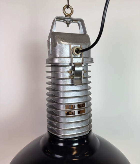 Image 1 of Grote industriële hanglamp van zwart emaille van Philips, jaren 60.
