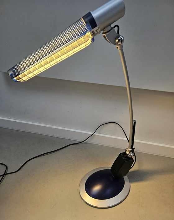 Image 1 of Postmoderne Schreibtischlampe von H.T. Huang für Huangslite