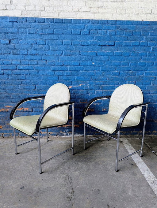 Vintage Arco BK dining chairs -chrome & black-.