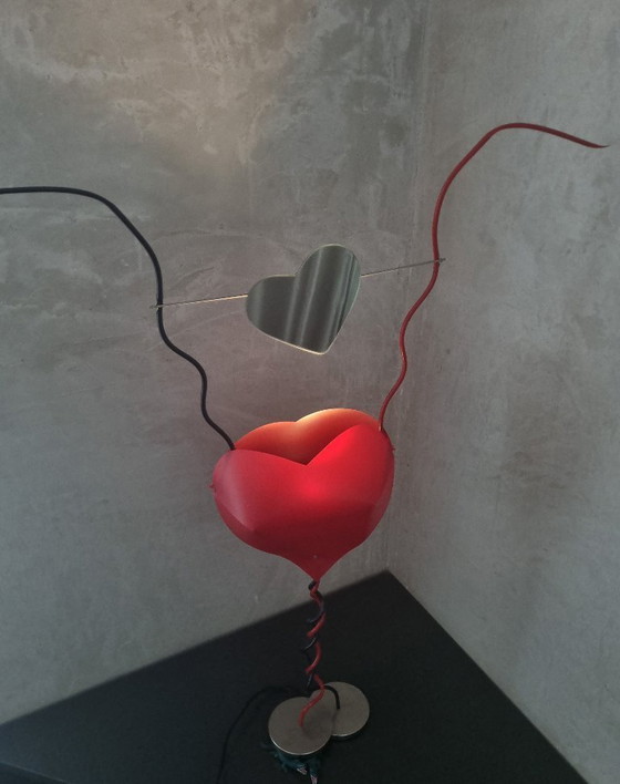 Image 1 of Tischleuchte „One From the Heart“ von Ingo Maurer
