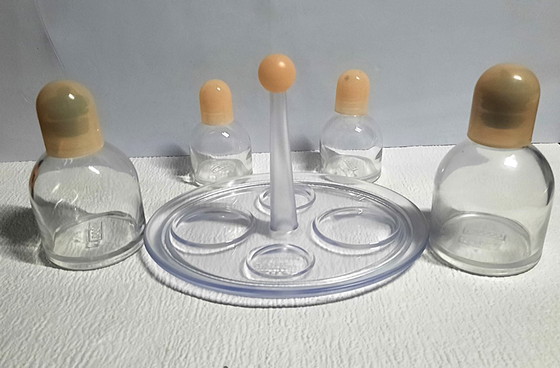 Image 1 of Vintage Bodum Cruet Set – Design Carsten Jørgensen | Olie & Azijn + Zout & Peper | Ovale Houder | 20x13x16 cm