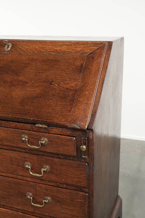 Very Beautiful English 18th Century Oak Secretaire with a Beautiful Interior and Original Leather Top – Desk (photo 11 of 15)