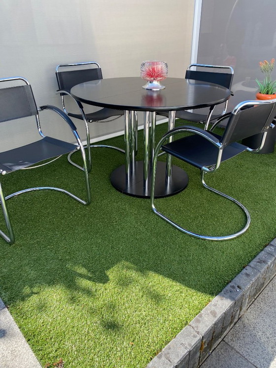 Image 1 of Set da pranzo di design Thonet con sedie Bauhaus