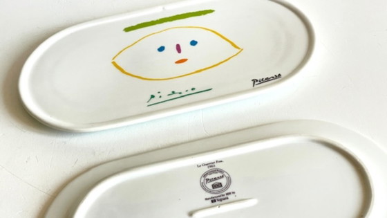 Image 1 of Serveerschaal/bord gesigneerd door Picasso