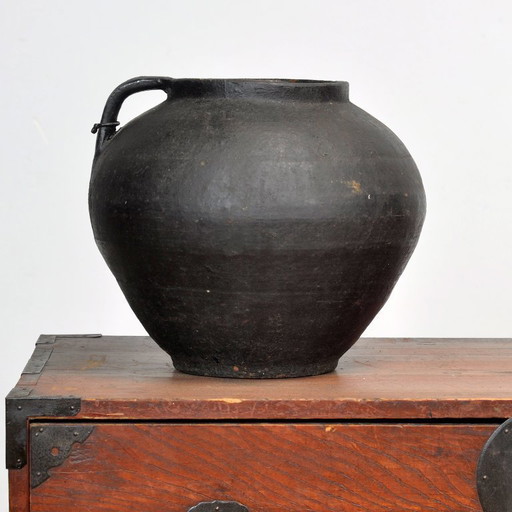 Vaso antico in terracotta proveniente dalla Moldavia, circa 1850.