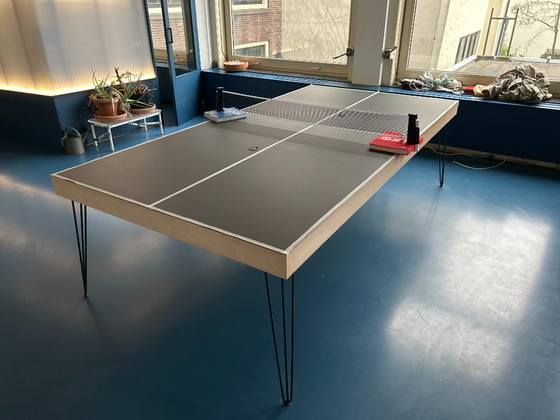 7 scrivanie personalizzate a 4 posti, in legno e marmoleum nero. – Custom, Metal, Wood (photo 3 of 6)