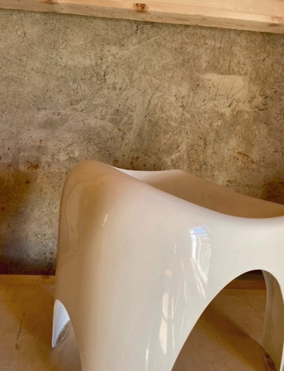Fiberglass Seat 60s – Stools, Polyester (photo 4 of 9)