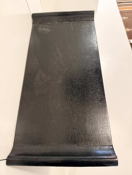 Image 1 of Consolle orientale vintage in legno nero con cassetto.