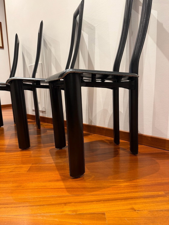 Set 4 sedie YCAMI Collection in pelle nera – Sedie da pranzo (photo 7 of 9)