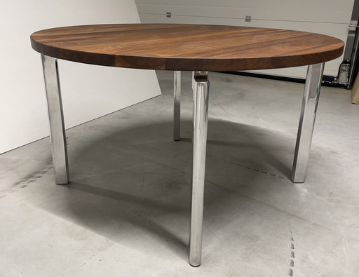 Leolux Dining Room Table