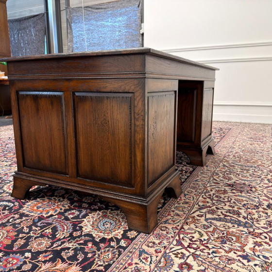 RAC Klassiek Engels Chesterfield Bureau – RAC Royal Antique Collection, Leather, Wood (photo 7 of 19)