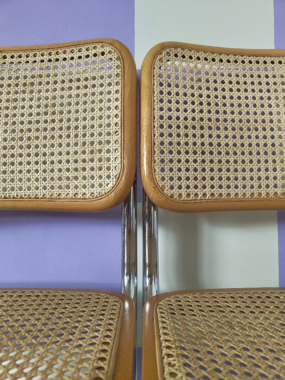 Image 1 of Ensemble de 2 chaises B32 de Marcel Breuer, piètement traîneau chromé