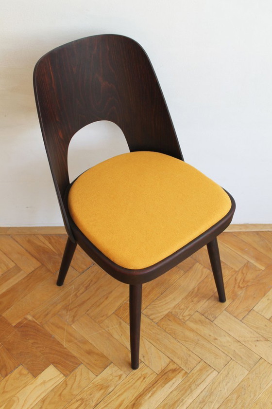 Image 1 of Set van vier eetkamerstoelen van Oswald Haerdtl