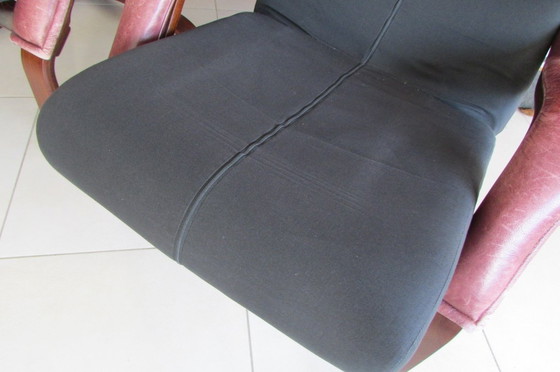 Image 1 of Pair of leather recliners, 1980-90