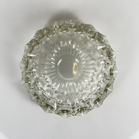 Image 1 of Grote geslepen kristallen asbak, 1960, Frankrijk