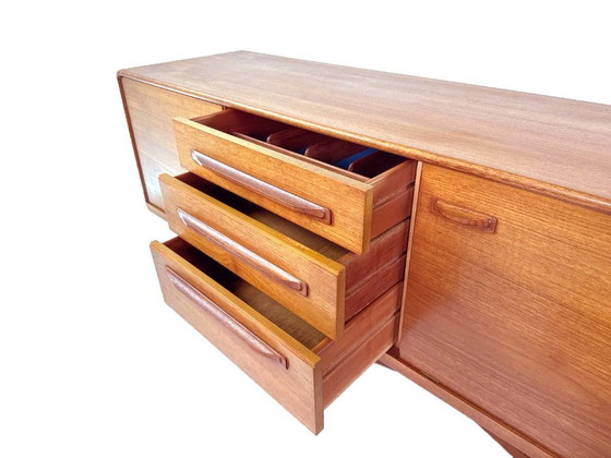 Image 1 of Aparador Beithcraft de mediados de siglo de Val Rossi, Escocia