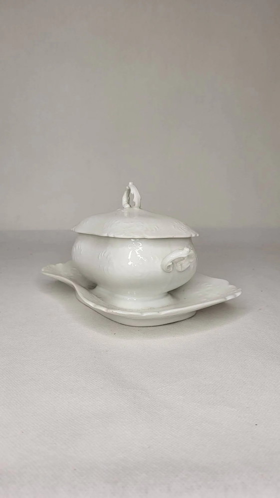 19th century Limoges Pouyat porcelain gravy boat – Crockery (photo 2 of 6)